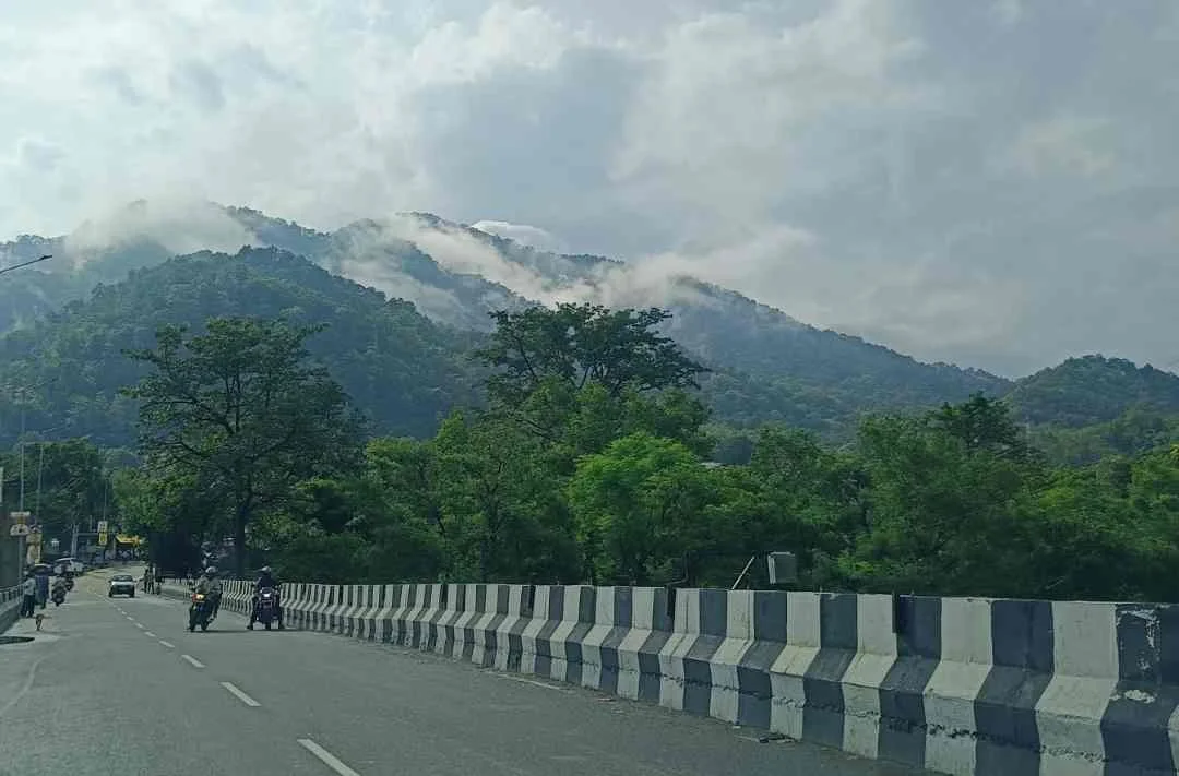 उत्तराखंड : दो जिलों में भारी बारिश का अलर्ट, मौसम विभाग ने दी चेतावनी